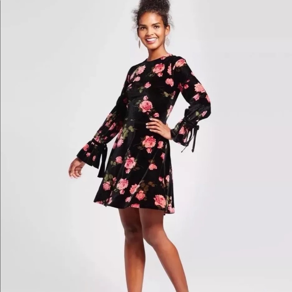 Xhilaration velvet floral black dress